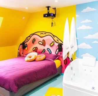 Douai Apartment | Capsule Springfield - Balnéo -Sauna - Billard