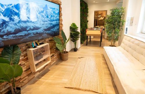 Trith-Saint-Leger Apartment | Capsule Thailande I Sauna I Balnéo I Console I jeux en bois I Cinéma I cour intérieure