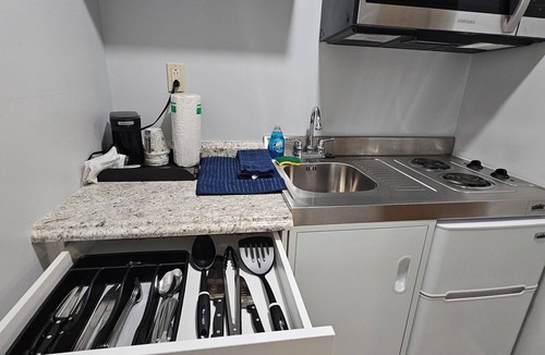 Alexandria Bay Hotel | Capt.'s Inn & Suites