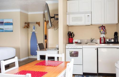 Alexandria Bay Hotel | Capt Thomson's Resort