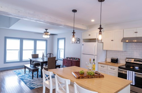 St. Andrews House | Captain Dan's Shanty on Water