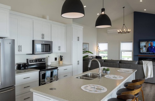 St. Andrews Apartment | Captain Dan's Sunset Suite