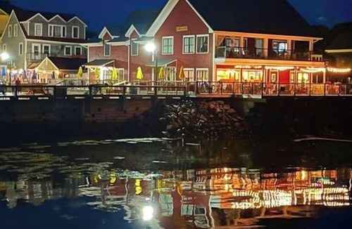 St. Andrews Apartment | Captain Dan's Sunset Suite