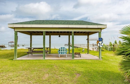 Rockport Cottage | Captain Dave's by Miss Kitty’s