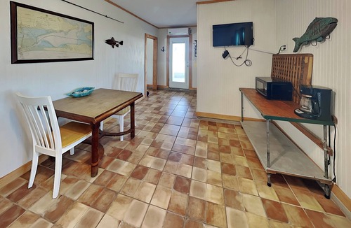Rockport House | Captain Dave's | Private, Lighted Fishing Pier!