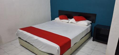 Taman Acheh Jaya Hotel | Captain Hotel Cafe & Bistro