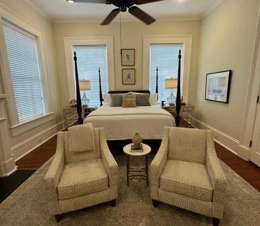 Brookhaven Bed & Breakfast | Captain Jacks Guest House