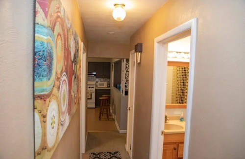 East Dubuque House | Captain Merry Bluffside Villa
