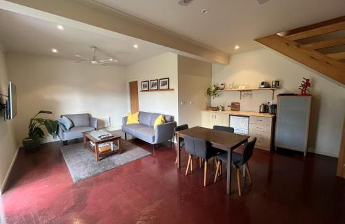 Tawonga South Ski Chalet | Captain Moonlight Cottage