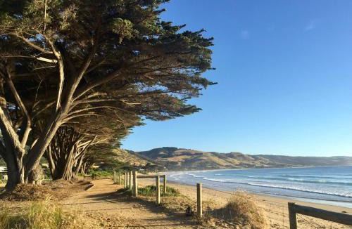 Apollo Bay Hotel | Captain's at the Bay