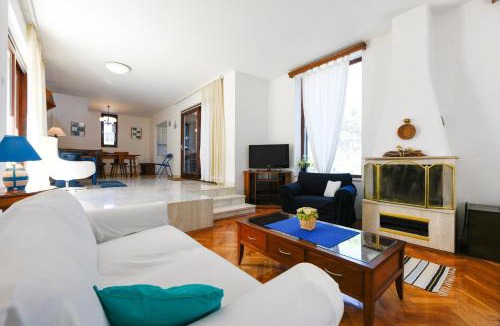Ugljan Villa | Captain's Beach House