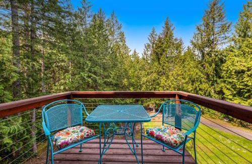 West Hills House | Captain's Cabin