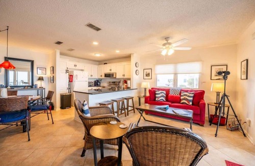 Ocean Cay Condo | Captain`s House A2