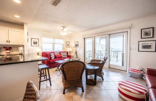 Ocean Cay Condo | Captain`s House A2