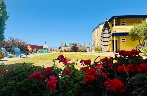 Moss Landing Hotel | Captain's Inn at Moss Landing