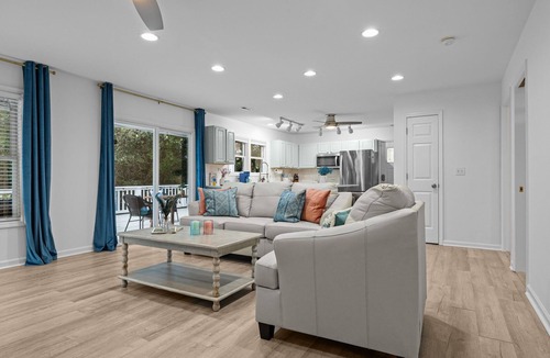 Atlantic Beach House | Captain’s Quarters - Private Beach Access!