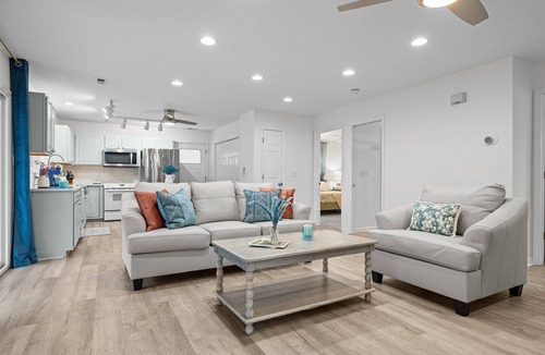 Atlantic Beach House | Captain’s Quarters - Private Beach Access!