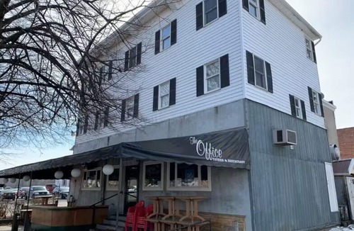 Oswego Apartment | Captain's Quarter Private Suite