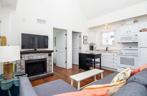 Ottawa Cottage | Captain`s Quarters - 179 Leeward Way, Cottage #6