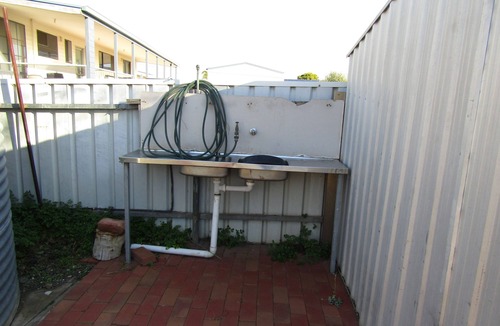 Para Wurlie House | Captain's Quarters ~ Pet Friendly - Off Peak Special!