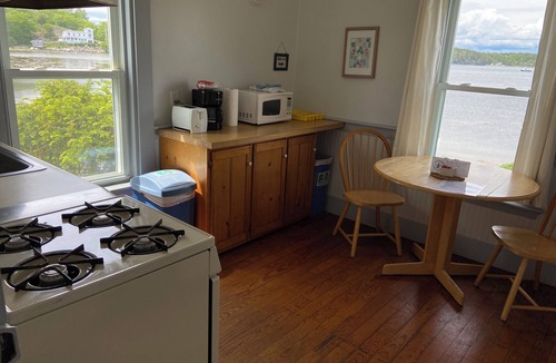 Phippsburg House | Captain's Quarters - Seaside Suite on Popham Beach!