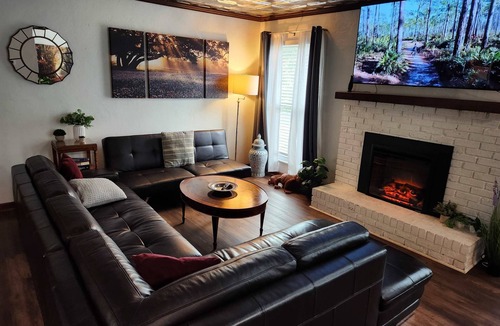 Tallahassee Apartment | Captain's Quarters-Highly Rated 2.5 mi. toCapital!