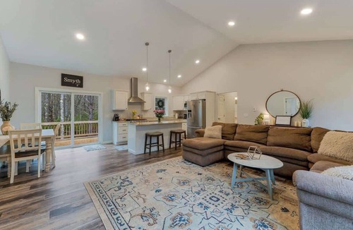 Wells House | Captain's Quarters