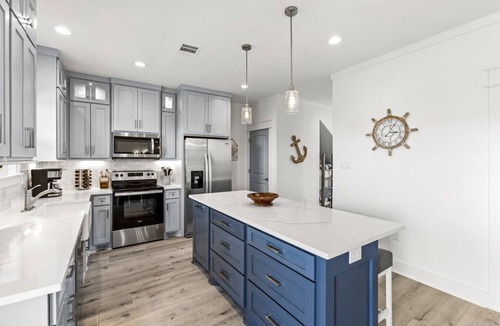 Indian Beach House | Captain`s Quarters | Winter Texan Rates!