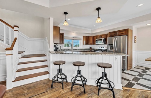 Chincoteague House | Captain's Rest by Seaside Vacations & Sales