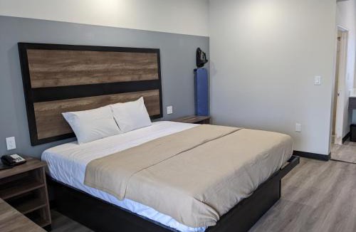 Baytown Hotel | Captain Suites