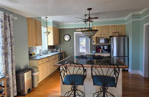 Malden House | Captain Tiffany's