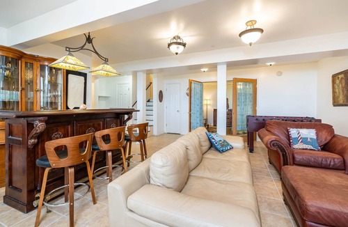 Benton Harbor House | Captain's Quarters