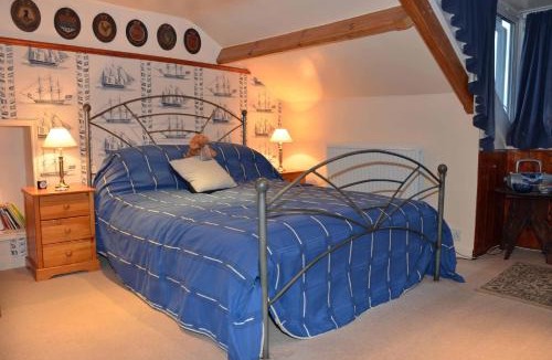 Whitby House | Captains Cabin