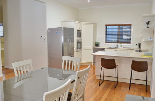 South West Rocks Cottage | Captains Cottage SWR