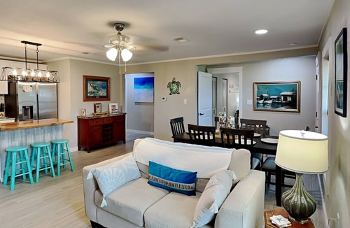 Rockport House | Captains Cove | Dog-Friendly + Fire Pit & Near Local Fun!