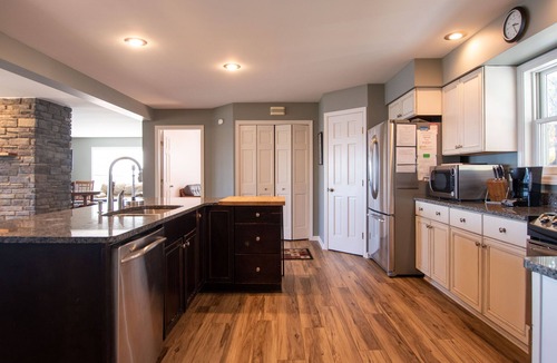 Seneca Falls Cottage | Captains Hideaway: The perfect vacation spot!