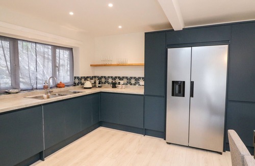 Dartmouth Cottage | Captains Lodge