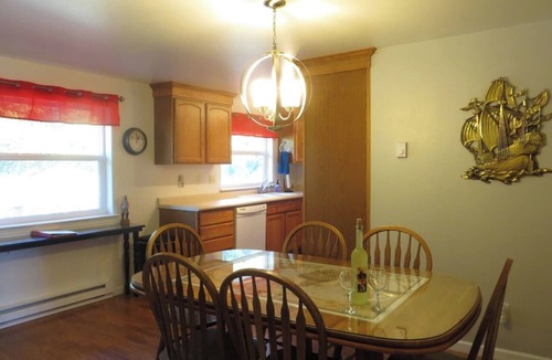 Florence House | Captains Quarter's with ocean views