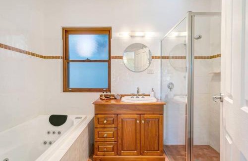 Goolwa House | Captains Quarters Goolwa