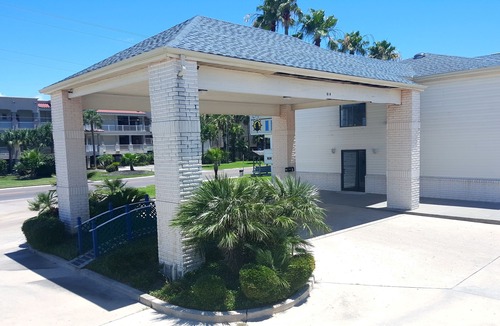 Old Town Hotel | Captains Quarters Inn