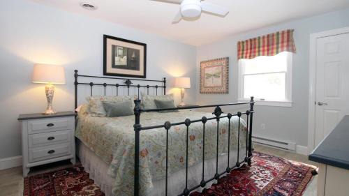 Village Green House | Captains Quarters