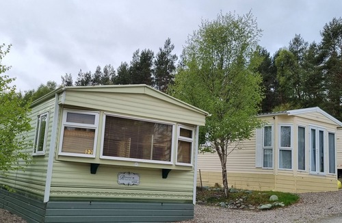 Kingussie Ski Chalet | Captivating 2-Bed holiday home in Kingussie