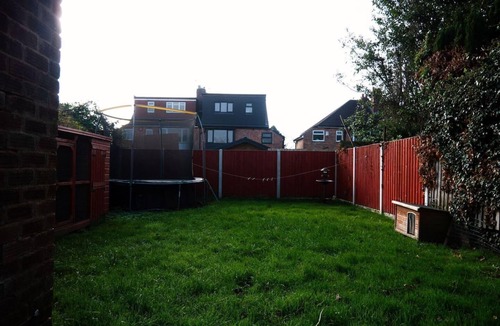 Shirley House | Captivating 3-Bed House in Birmingham