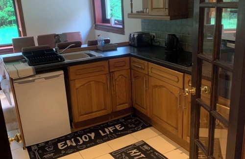 South Laggan Cottage | Captivating 5-Bed Cottage with private hot tub