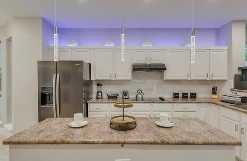 Mesquite House | Captivating 6BR/3B Home with Pool & Fire Pit