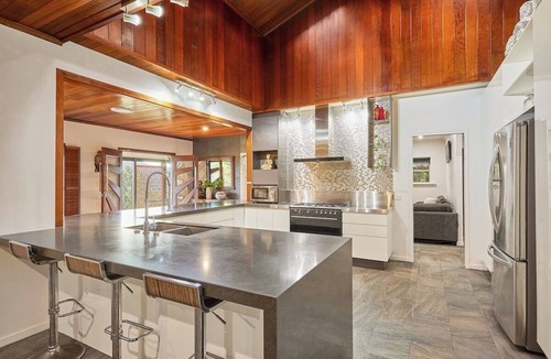 Currumbin Valley House | Captivating Currumbin Valley