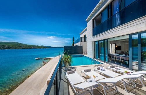 Slano Villa | Captivating Dubrovnik Villa Villa Belle Riviere Private Infinity Pool