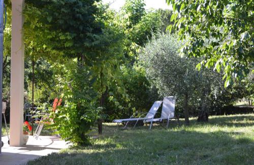 Les Vans House | Captivating Holiday Home in Les Vans with Pool