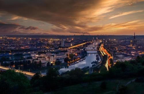 Quartier Saint-Marc - Croix de Pierre - Saint-Nicaise Apartment | CAPUCIN