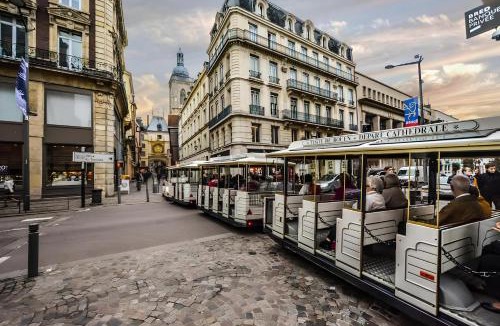 Quartier Saint-Marc - Croix de Pierre - Saint-Nicaise Apartment | CAPUCIN